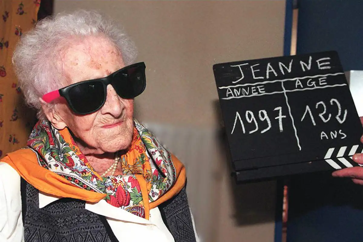 Jeanne Calment, một phụ nữ Pháp qua đời năm 1997 ở tuổi 122, vẫn giữ kỷ lục thế giới về tuổi thọ cao nhất