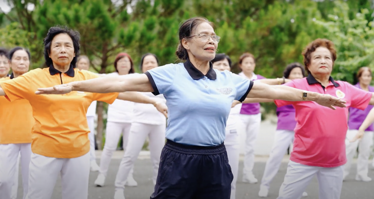 Tập thể dục không chỉ tốt cho sức khỏe thể chất mà còn cải thiện tâm trạng và giảm căng thẳng