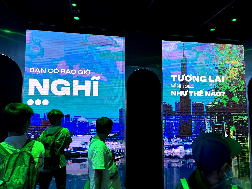 Không gian trải nghiệm A.I "Gặp mình ở tương lai" mang đến nhiều cảm xúc cho người tham gia với câu chuyện HPV có thể đến với bất cứ ai