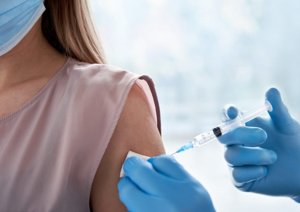 Tiêm vaccine cúm là giải pháp hiệu quả