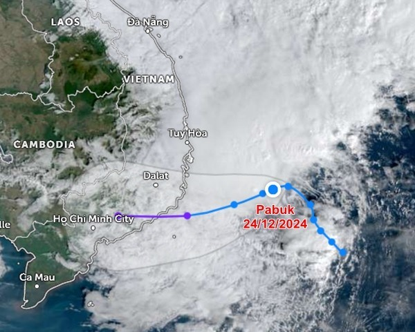 Vị trí hiện tại và đường đi dự báo của cơn bão số 10 (Pabuk), theo JTWC. Ảnh: Zoom Earth, JMA, JTWC