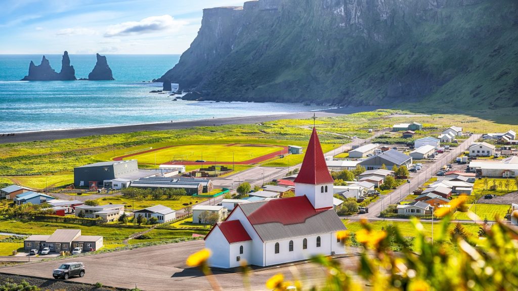 Có thể bạn chưa biết, nhưng Iceland đã bãi bỏ luật cấm quan hệ đồng tính từ tận những năm 1940