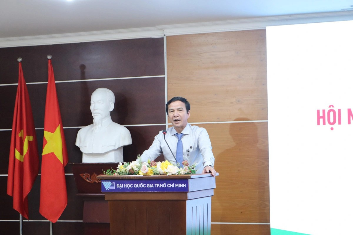 PGS.TS.BS Lê Đình Thanh, giám đốc Bệnh viện Thống Nhất, phát biểu khi nhận nhiệm vụ - Ảnh: VNU-HCM