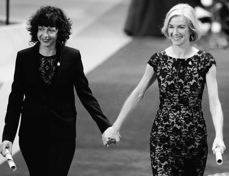 Emmanuelle Charpentier bên trái & Jennifer Doudna